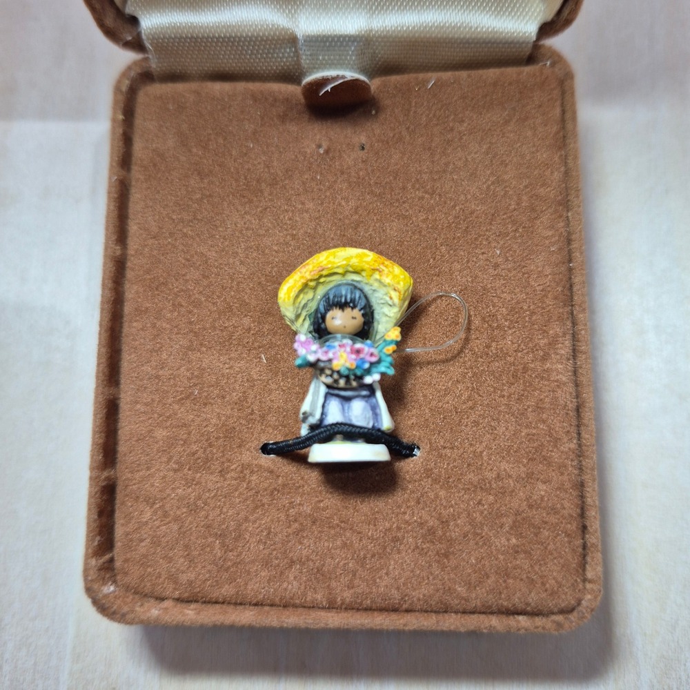 Goebel Miniatures Girl with Sun Hat and Flowers Figurine in Original Box